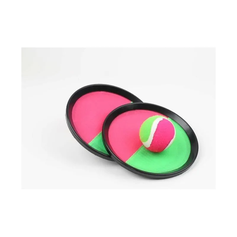 Catch ball set that packs flat