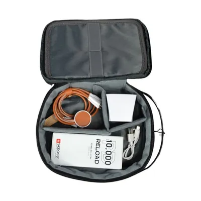 SKROSS powerbank, travel adapter and cable set