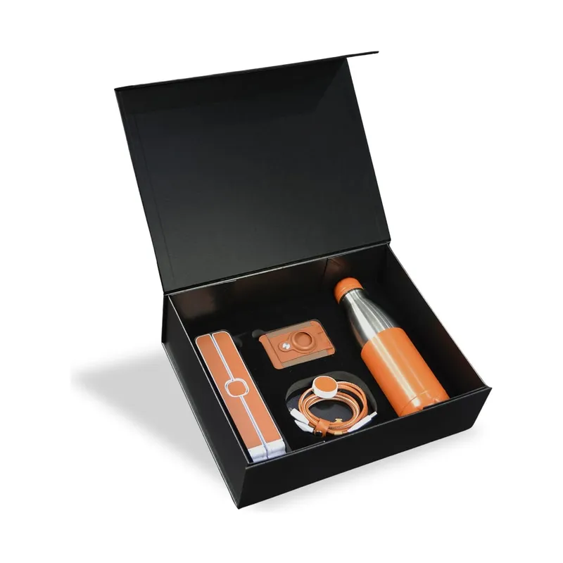 Desk gift set in tan or black