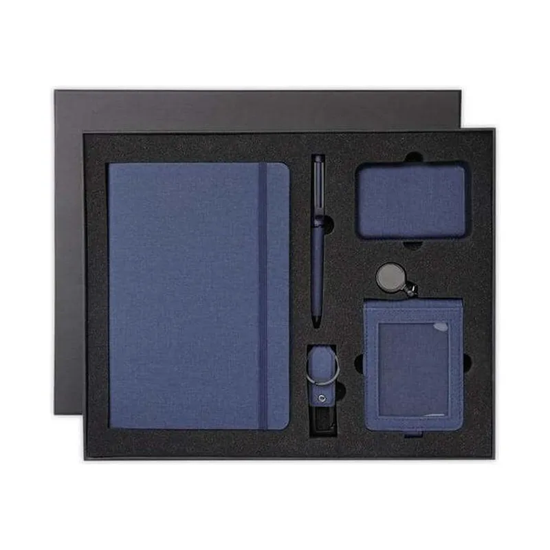 Sustainable five piece onboarding gift set