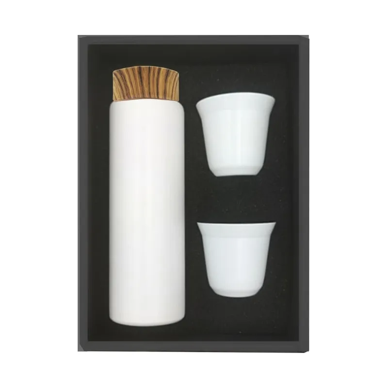 Coffee set in black or white
