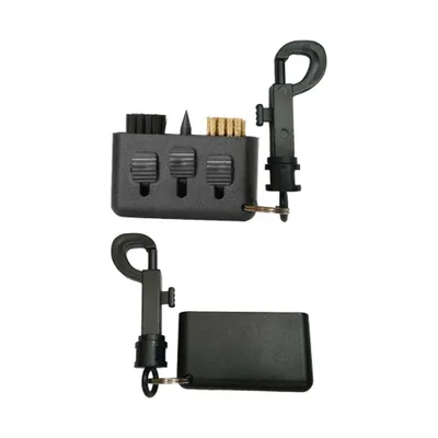 Golf groove cleaner with a carabiner