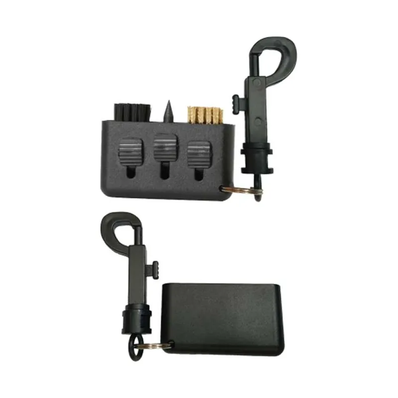 Golf groove cleaner with a carabiner