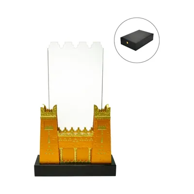 Castle Design Crystal Award in Black Presentation Box