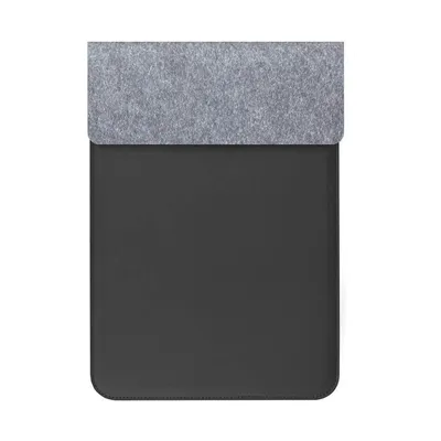 Felt laptop sleeve with a 15 W magnetic charger
