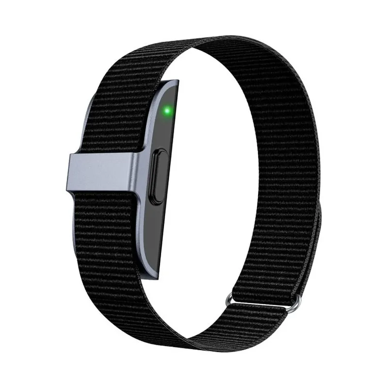 Smart fitness band for a step challenge
